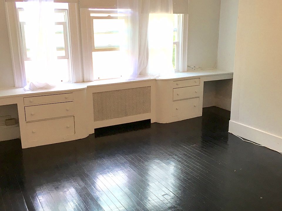 1st image of 260 Chestnut Hill Ave