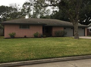 1904 McFarland St, Baytown, TX 77520