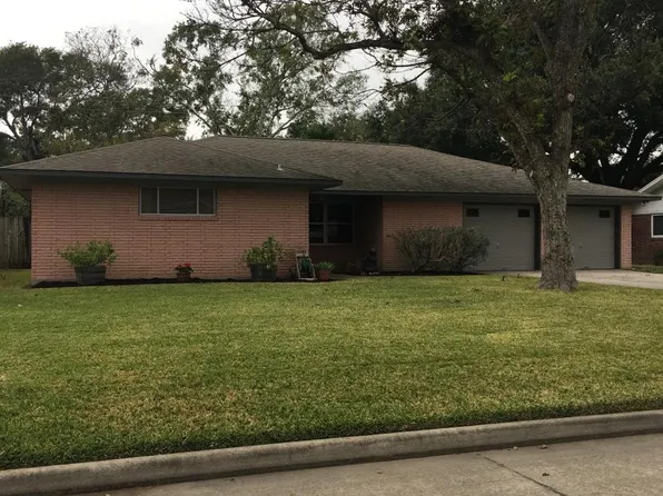 1904 McFarland St, Baytown, TX 77520