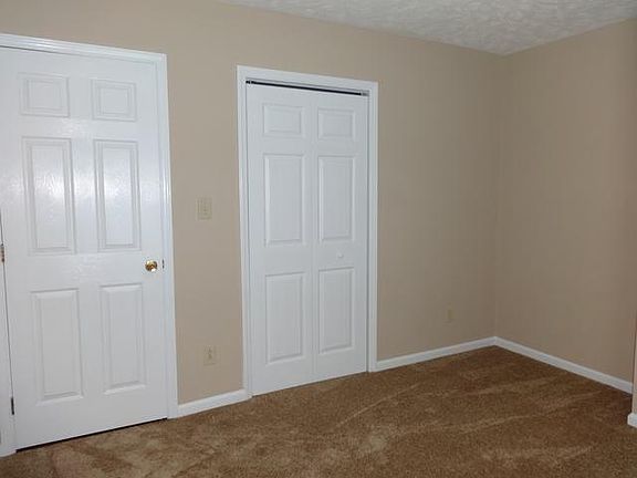 5th image of 5033 Pinewood Dr