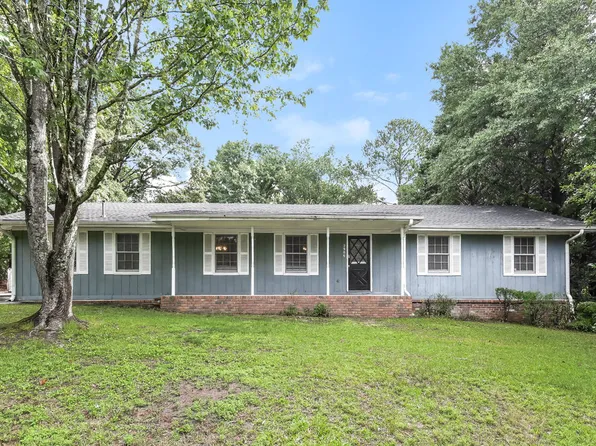 2906 Elizabeth Ln, Snellville, GA 30078