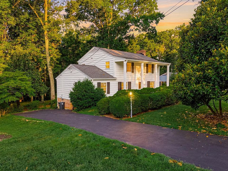 1st image of 2935 Ravenwood Dr