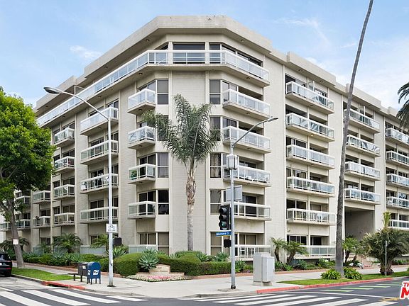 4th image of 801 Ocean Ave Unit 101