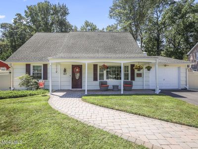 47 Overlea Lane, Aberdeen, NJ, 07747