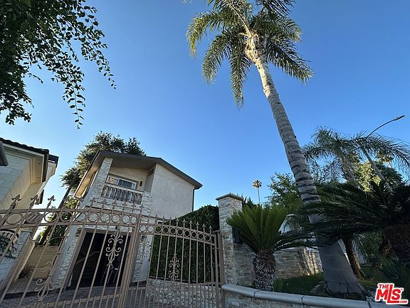 2nd image of 933 E Valencia Ave