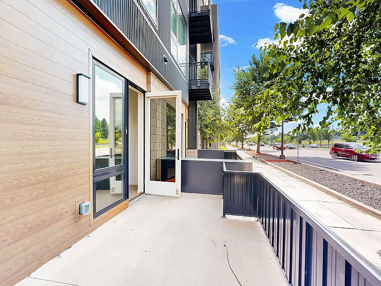 CityLine — Photo 44