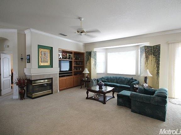 3rd image of 7932 Dersingham Dr