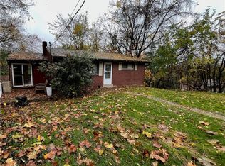 12811 Whirlwood Dr, Pittsburgh, PA 15235