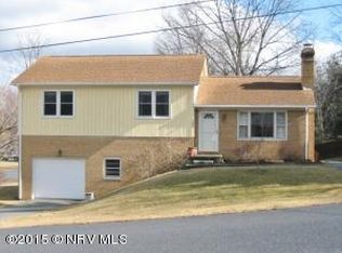 600 McDaniel Dr, Christiansburg, VA 24073