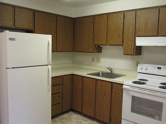 4th image of 565 SE 8th Ave APT B202