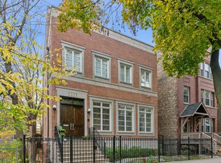 2223 W Belden Ave, Chicago, IL 60647