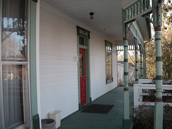 2nd image of 23 Marion St