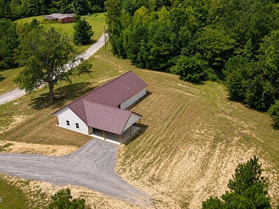 4th image of 990 Nason Rd
