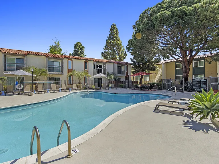Resort-Style Pool at Veranda La Mesa in La Mesa, CA 91942