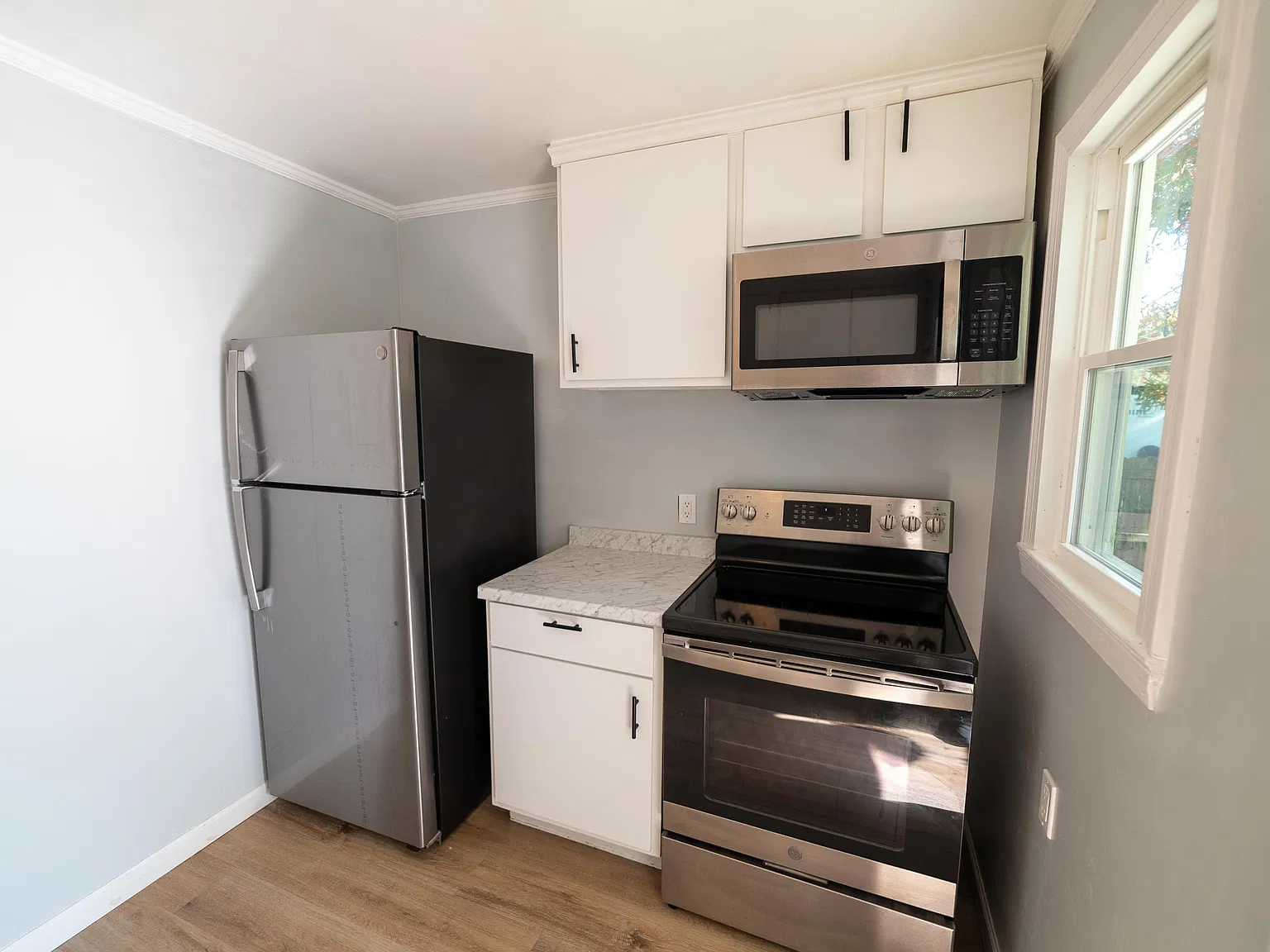 2 bed, $1,450 — Photo 2