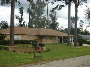 1343 Charwood Dr, Bogalusa, LA 70427