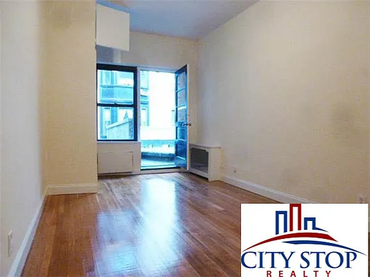 Rented by City Stop Realty | media 32