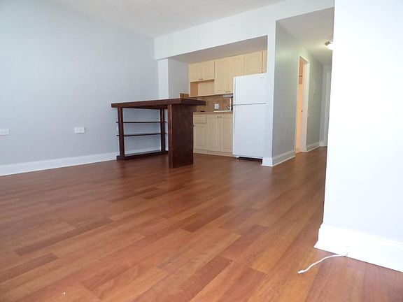 4th image of 1250 West Ave APT 15O