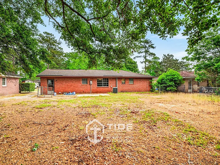 123 E Edgefield Dr — Photo 20