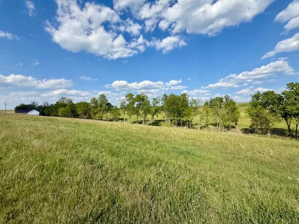 18 Boones Creek Rd, Lancaster, KY 40444