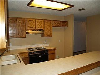 4th image of 3728 Ray Hardy Dr