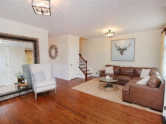 4th image of 292 Kiswick St