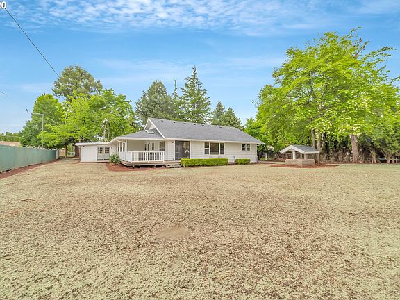 3rd image of 4107 NE 66th Ave