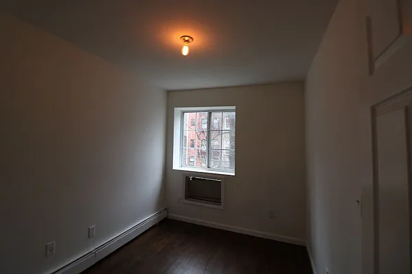 Rented by Nooklyn NYC LLC | media 38