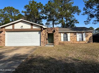 2606 El Viernes St, Gautier, MS 39553