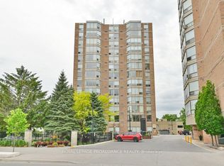 344 Front St #906, Belleville, ON K8N5M4