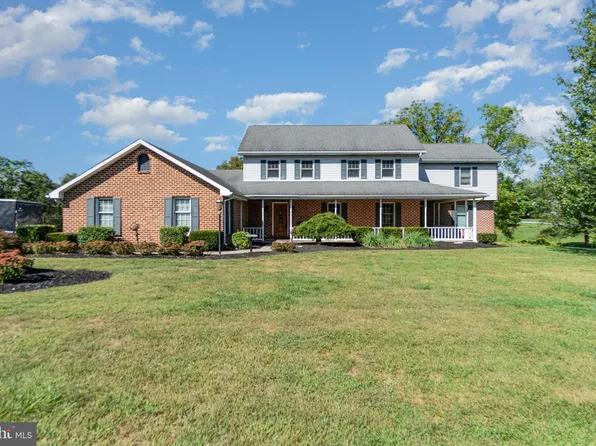6405 Huntsmen Dr, Harrisburg, PA 17111