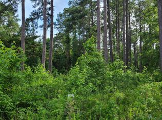 124 Cedarwood Dr, Havelock, NC 28532