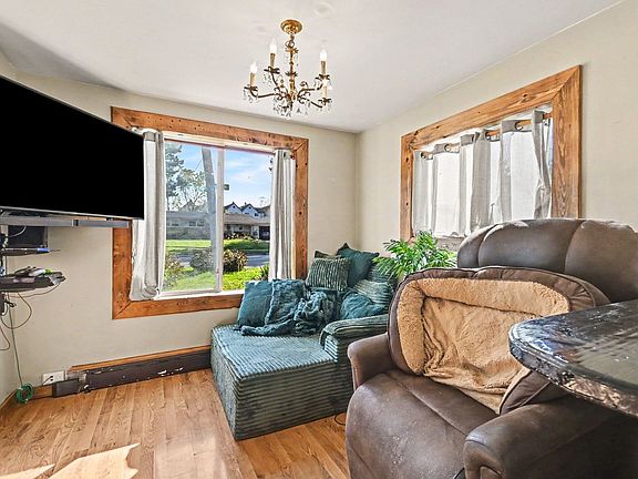 4th image of 630 Allanson Rd