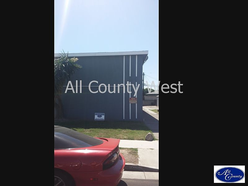 1st image of 624 E 87th Pl APT 1