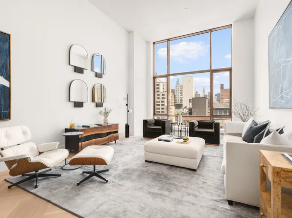 215 East 19th Street 4D image 2 of 14