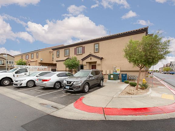 3rd image of 4740 Blaise Ave Unit 102