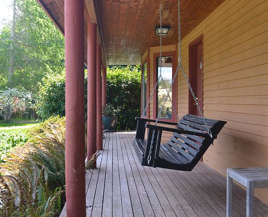 4th image of 756 Glenacre Ln