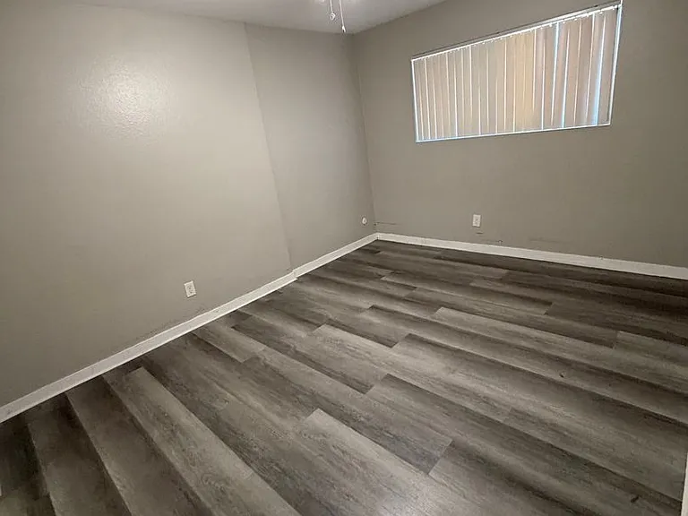 3101 Quartz Ln — Photo 4