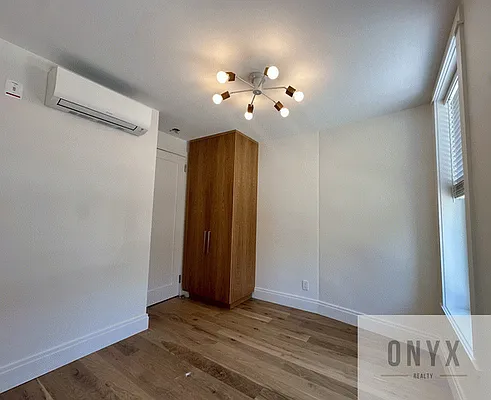 Rented by Onyx | media 4