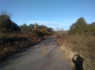 1202 Airport Rhodhiss Rd, Hickory, NC 28601