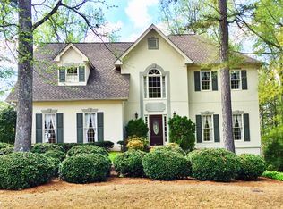 220 Shyrewood Dr, Lawrenceville, GA 30043