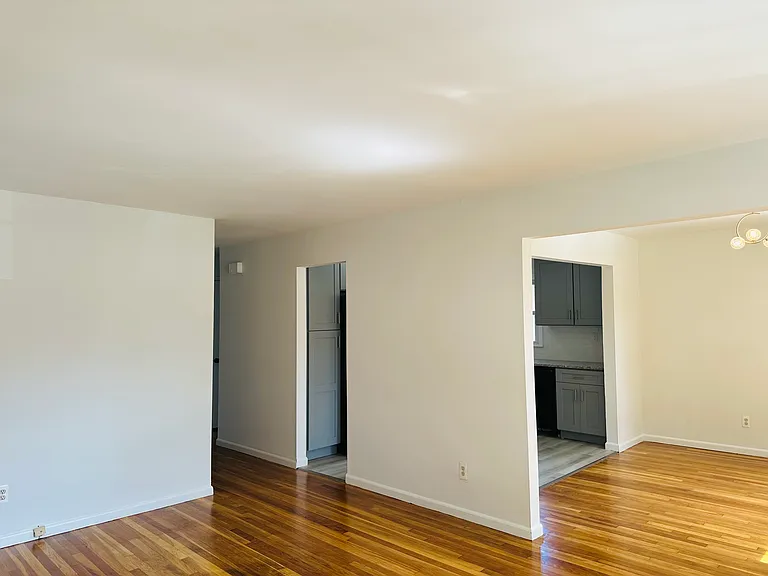 530 Bernard Ave #1 — Photo 2