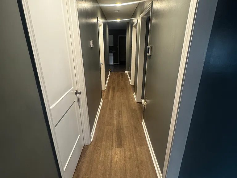 218 Robins St — Photo 4