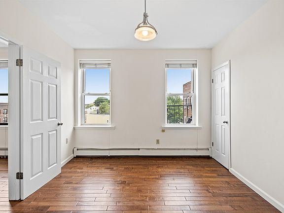 2nd image of 2700 Kennedy Blvd APT 403
