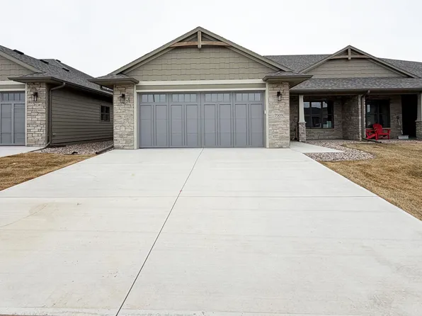 7009 E Copper Stone Cir, Sioux Falls, SD 57110