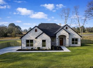 16618 Meadow Crest Dr, Lindale, TX 75771