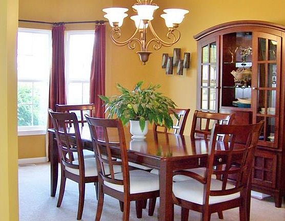 3rd image of 4059 Turnberry Dr