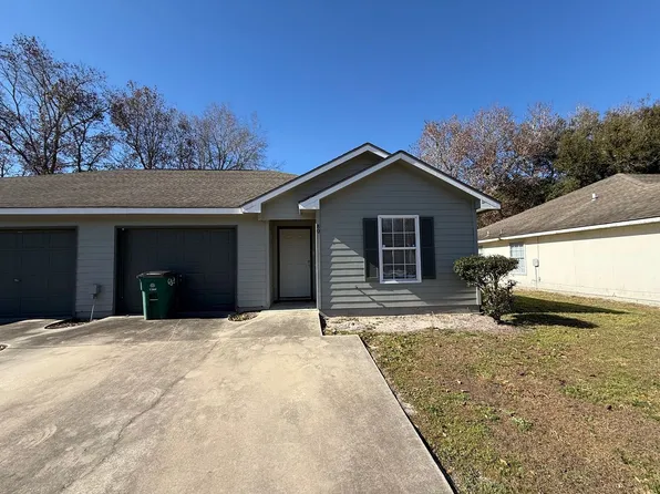 80 Sapalo Dr, Saint Marys, GA 31558