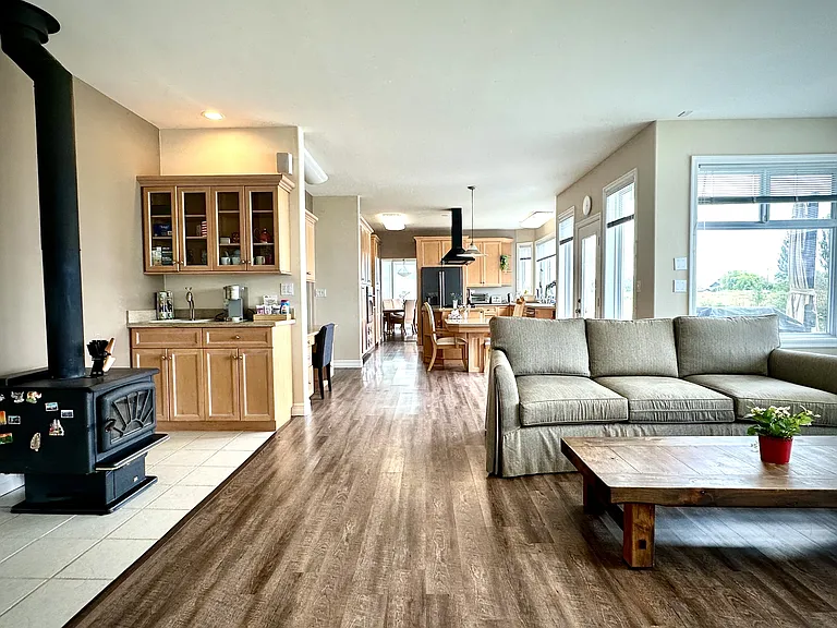 1541 Ocean View Ln — Photo 7