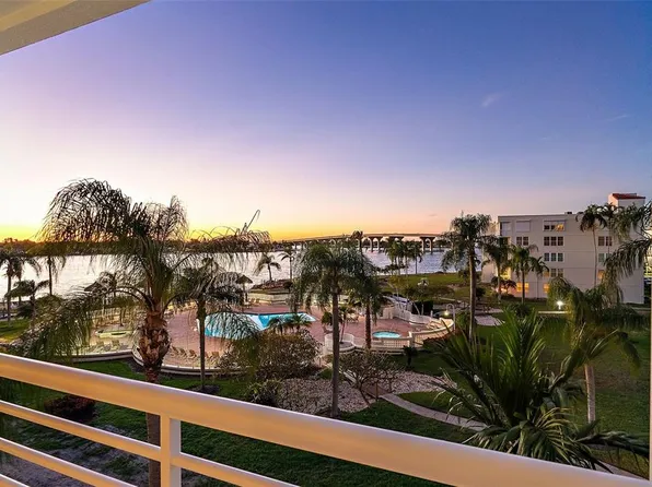 6061 Bahia Del Mar Cir APT 446, Saint Petersburg, FL 33715